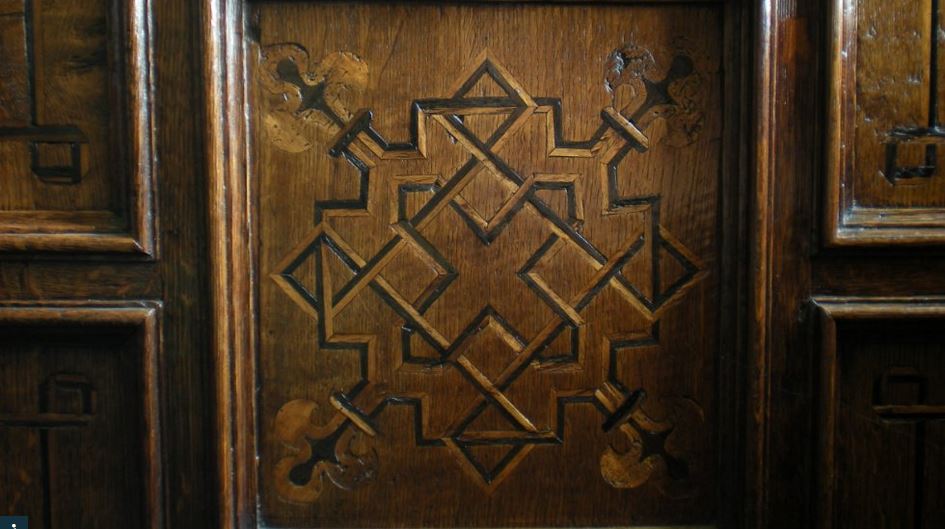 Detail of panelling in Inlaid Chamber with pattern of interlacing motifs / NT 998754