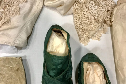 Fashioning the New England Family