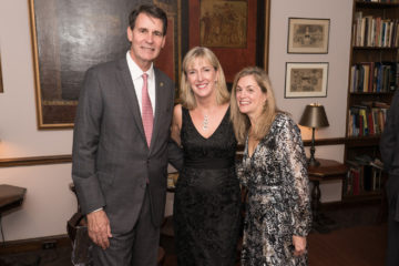 Ian Murray, Hilary McGrady, Dale Murray ©Annie Watt