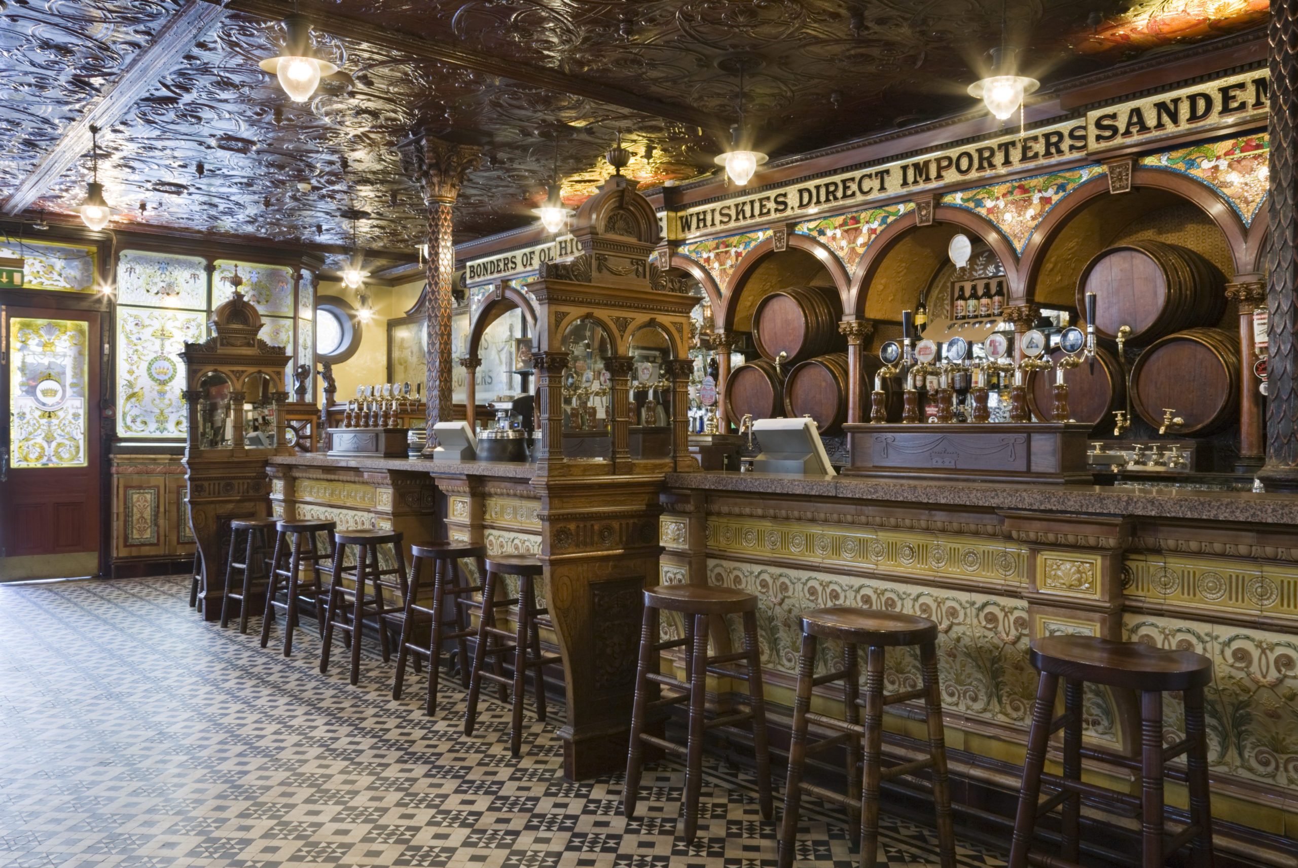 The Crown Bar Interior, Great Victoria Street, Belfast. ©National Trust Images John Hammond